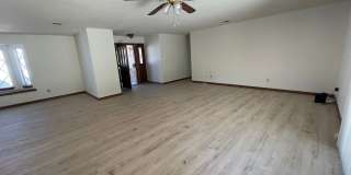 Golf Course- On The Mesa 3 Bedrooms, 2 Bathrooms, New Paint, Gallery 3