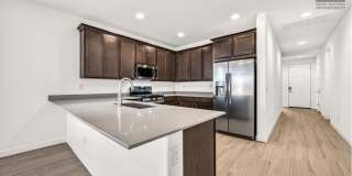 9828 West Mulberry Drive Gallery 21