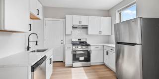 7518 N Seeley Ave, Apt 1E Gallery 1