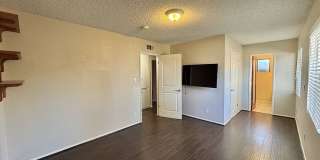 16312 Itasca St Gallery 26