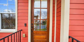 Great location, less than one mile from Historic Downtown Franklin. Gallery 4