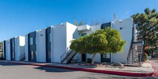 Peaks at Los Ranchos Gallery 6