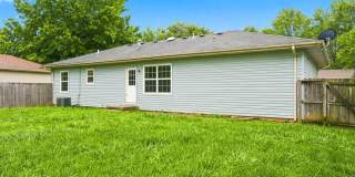 Charming 3 Bedroom Home with Washer & Dryer, Garage & Storage Shed Gallery 21