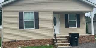 Conveniently Located Home Near Downtown Tullahoma Gallery 1