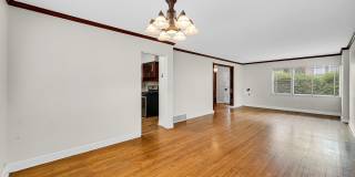 7248 N Ridge Boulevard Gallery 6
