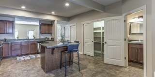 The Flats on Forty-One Gallery 17