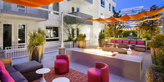 AMLI Lex on Orange Gallery 9