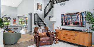 13549 Fountain View Boulevard Gallery 8