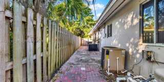 1600 SW 10th St Gallery 24