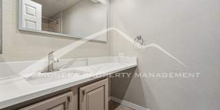 Updated Condo with Central AC and Gas Fireplace Gallery 18