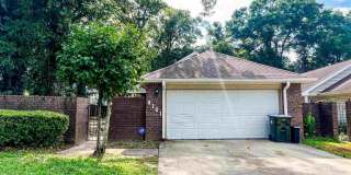 8101 Treetop Ln Gallery 1