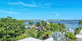 213 N WASHINGTON DRIVE Gallery 31