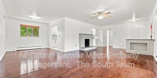 1631 Xanthia St Gallery 1