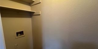 1809 Park Place Gallery 14