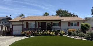 Lovely 3/2 Single Level East Petaluma Home - 1336 Marian Way Gallery 1