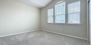 !!!NOW AVAILABLE!!! Beautiful 4-Bedroom PET FRIENDLY Home for Rent in RANDAL PARK! Gallery 56