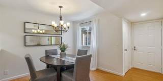Resort Style Oakland Condo with Private Terrace Resort Style Oakland Condo with Private Terrace Gallery 6