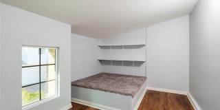6746 N Glasner Gallery 41
