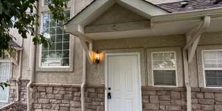 Charming 2 Bed/1.5 Bath Available Now Gallery 1
