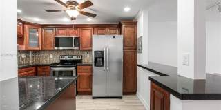 711 S Hollybrook Dr Gallery 1