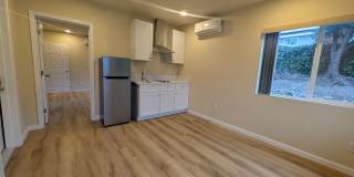 Y - 1938 Mills Ave, Claremont Gallery 1