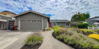Elegant Browns Valley Four Bedroom Home Gallery 1