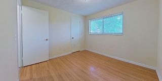 3 Bedroom Brick Home Gallery 8
