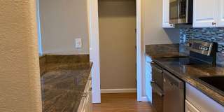Los Arboles Apartments Gallery 25