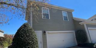 SOUTHWOOD: Detached Studio - Utilities Included Gallery 1