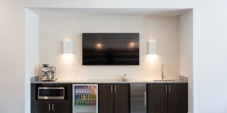 20 Midtown Gallery 43