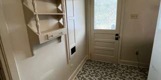 Four Bedroom, Three Bathroom , House Near UL with Lawncare. Gallery 7