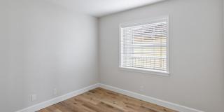 1060 Lake Shore Drive Gallery 29