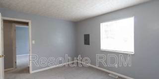3826 Ireland Dr Gallery 27