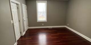 901 South Front Street Gallery 6