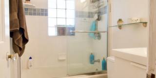 Sunny Sunnyside Bungalow with Finished Basement & Private Backyard Retreat Gallery 18