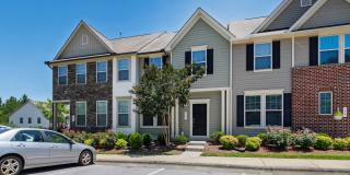 Charming Move-In Ready Townhome in Rustica Oaks! Gallery 36
