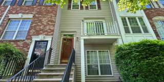 2 bedrooms, 2.5 bathrooms Gallery 1