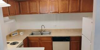 Sunflower Apartments Gallery 23
