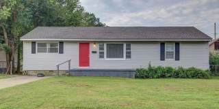 Available Now! 3 Bed / Bath & Large Backyard! Price drop! Gallery 1