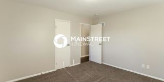 4135 North Spruce Avenue Gallery 12