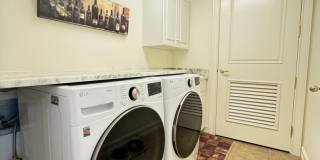 Seasonal/short term 3/2 renovated Ritz Carlton beauty with long water views Gallery 52