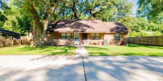 2 Bedroom Duplex Unit on a Quiet Street off Nine Mile Rd Gallery 1