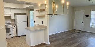 414 SE 13th St. Cape Coral, FL 33990 Gallery 5