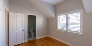 606 Chandlers Wharf Gallery 11