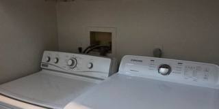 Act Fast! 2 Bedroom Townhome In Columbia Gallery 13