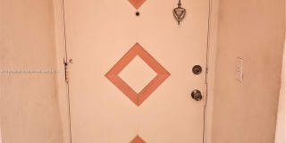 215 SE 3rd Ave Gallery 1