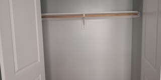 1125 LEMON Street Gallery 13