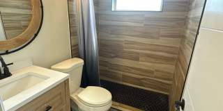 Special Pricing! Beautifully Updated 2-Bedroom Home in Prime Location! Gallery 15