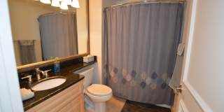 Meridian - Top-Floor 1 Bedroom | 1 Bath with City Views Gallery 13