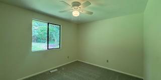 Tranquil 3 bedroom Rambler!!! Gallery 20
